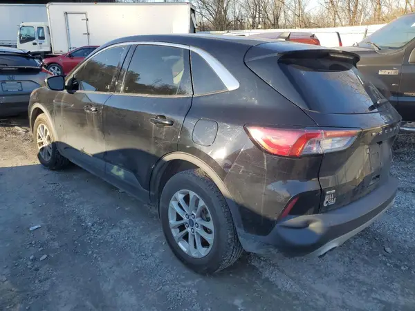 1FMCU9G68MUA28784 2021 FORD ESCAPE - Image 2