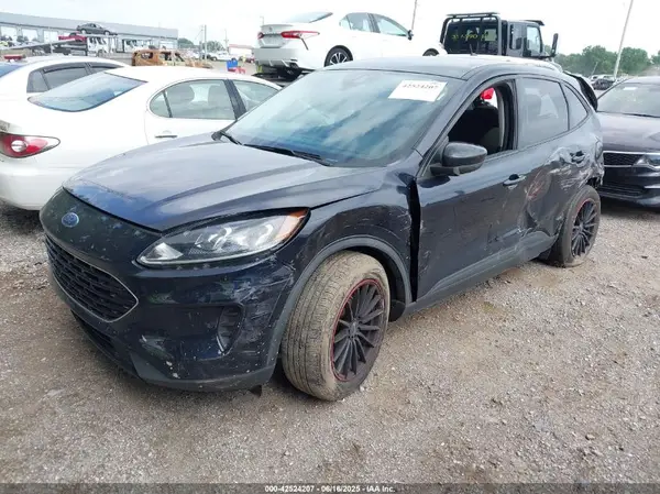 1FMCU9G68MUA37176 2021 FORD ESCAPE - Image 2