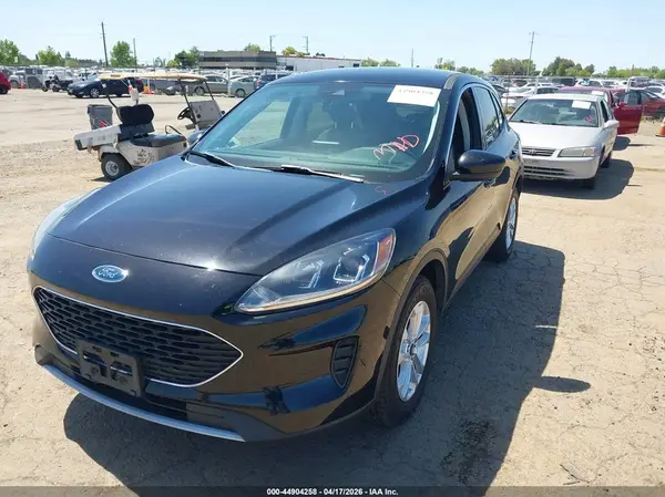 1FMCU9G68MUA39901 2021 FORD ESCAPE - Image 2