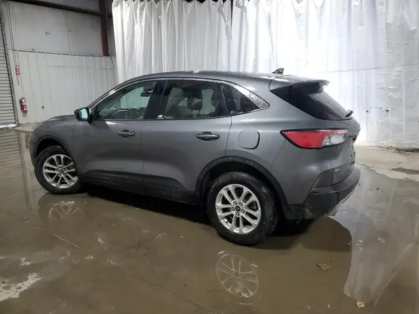 1FMCU9G68NUA69577 2022 FORD ESCAPE - Image 2