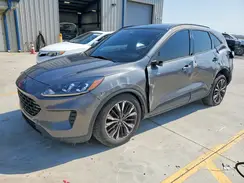1FMCU9G68NUB35139 2022 FORD ESCAPE