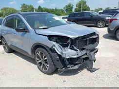 1FMCU9G68NUB68013 2022 FORD ESCAPE