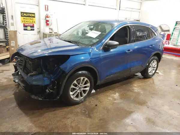 1FMCU9G68NUB72160 2022 FORD ESCAPE - Image 2