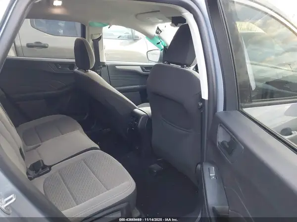 1FMCU9G68NUB72255 2022 FORD ESCAPE - Image 8