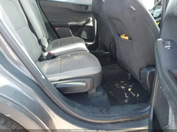1FMCU9G68NUB90836 2022 FORD ESCAPE - Image 8