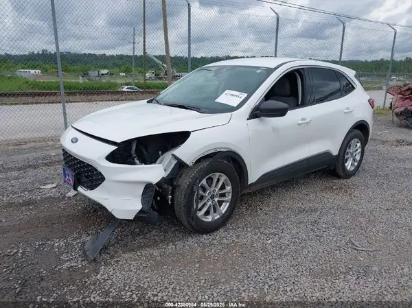 1FMCU9G68NUB99651 2022 FORD ESCAPE - Image 2