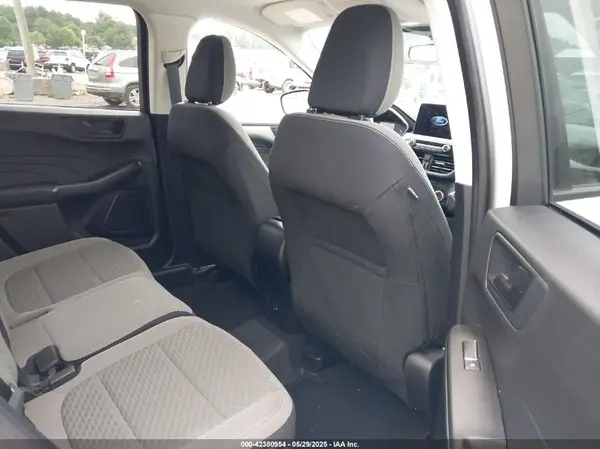 1FMCU9G68NUB99651 2022 FORD ESCAPE - Image 8