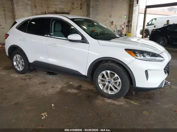 1FMCU9G69LUB14815 2020 FORD ESCAPE - Image 1