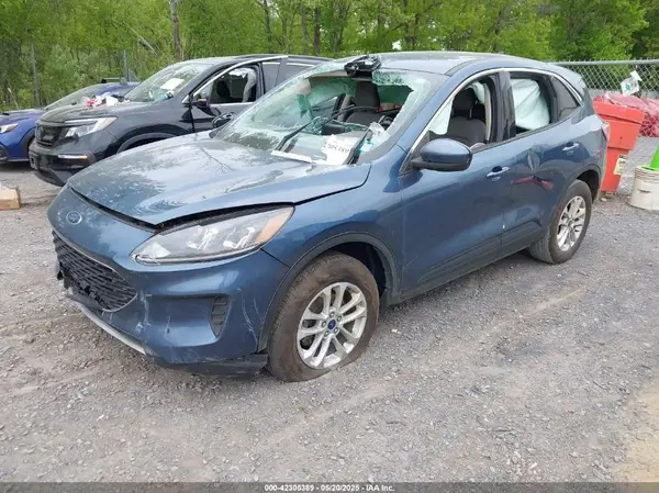 1FMCU9G69LUC37966 2020 FORD ESCAPE - Image 2