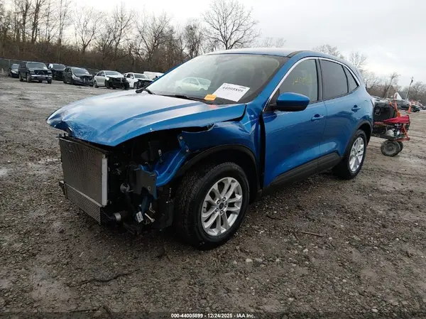 1FMCU9G69LUC45260 2020 FORD ESCAPE - Image 2