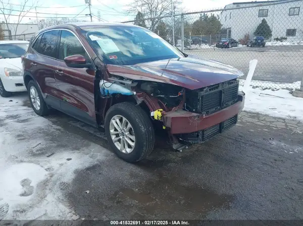 1FMCU9G69MUA08415 2021 FORD ESCAPE - Image 1