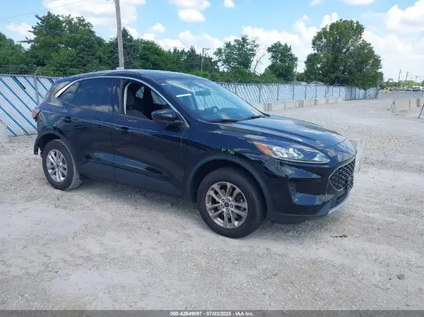 1FMCU9G69MUB01175 2021 FORD ESCAPE - Image 1