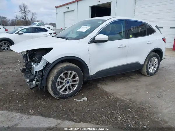 1FMCU9G69MUB02522 2021 FORD ESCAPE - Image 2