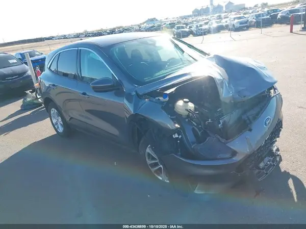 1FMCU9G69MUB05789 2021 FORD ESCAPE - Image 1