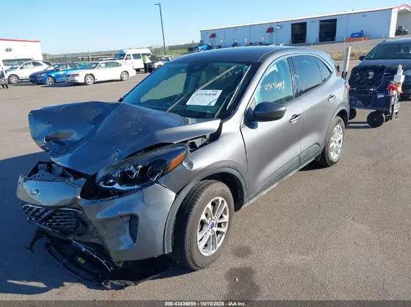 1FMCU9G69MUB05789 2021 FORD ESCAPE - Image 2