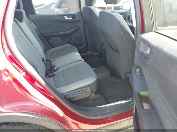1FMCU9G69MUB07218 2021 FORD ESCAPE - Image 8