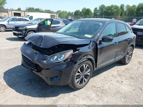 1FMCU9G69MUB15075 2021 FORD ESCAPE - Image 2