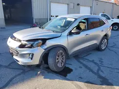 1FMCU9G69NUA13065 2022 FORD ESCAPE