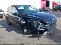 1FMCU9G69NUA43070 2022 FORD ESCAPE