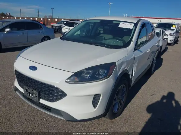 1FMCU9G69NUA60936 2022 FORD ESCAPE - Image 2