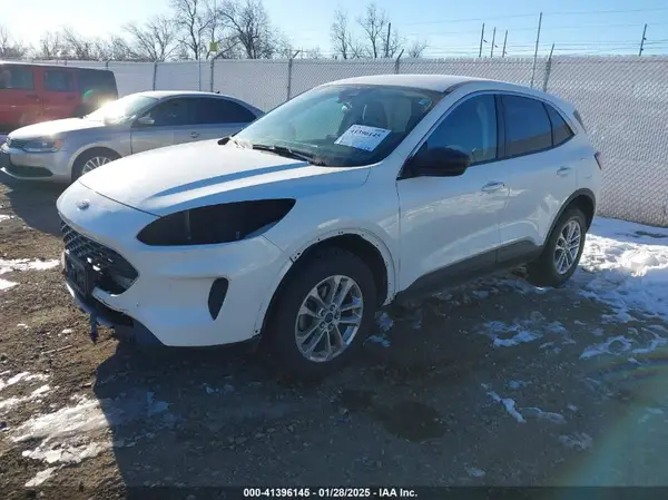 1FMCU9G69NUA61164 2022 FORD ESCAPE - Image 2