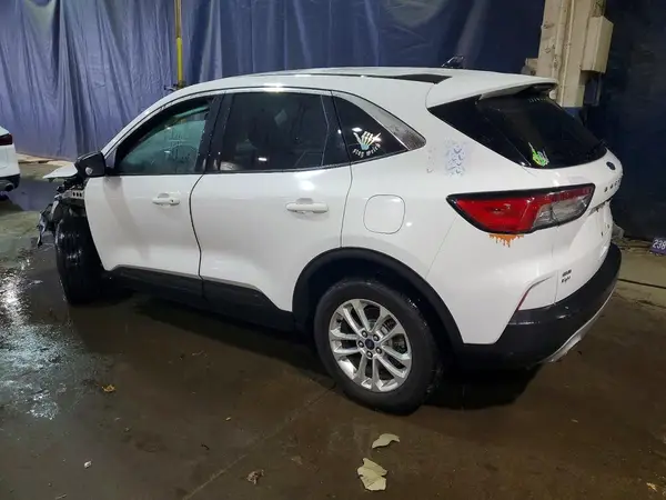 1FMCU9G69NUA71192 2022 FORD ESCAPE - Image 2