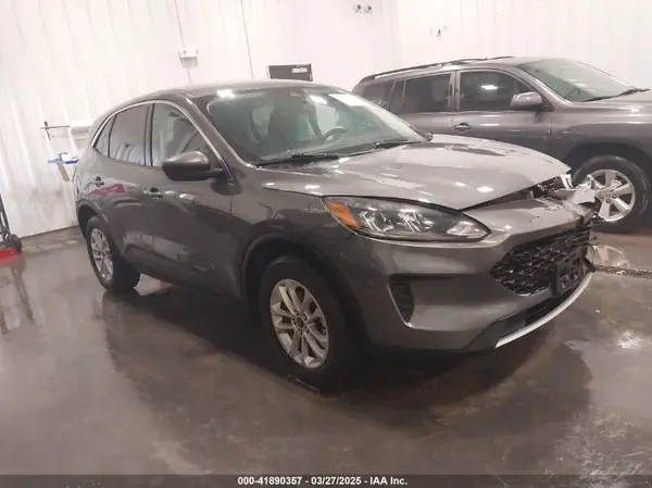 1FMCU9G69NUB21752 2022 FORD ESCAPE - Image 1