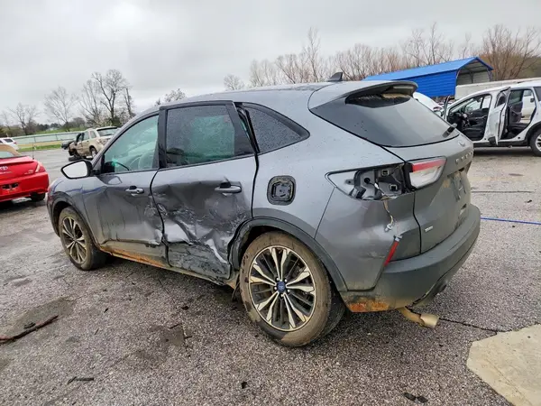 1FMCU9G69NUB40513 2022 FORD ESCAPE - Image 2