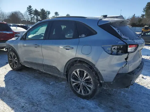 1FMCU9G69NUB51320 2022 FORD ESCAPE - Image 2