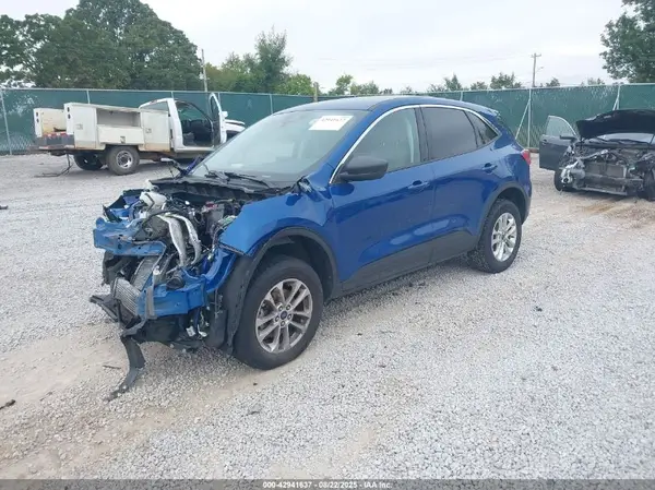 1FMCU9G69NUB53732 2022 FORD ESCAPE - Image 2