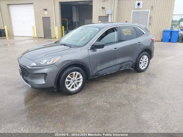 1FMCU9G69NUB80526 2022 FORD ESCAPE - Image 2