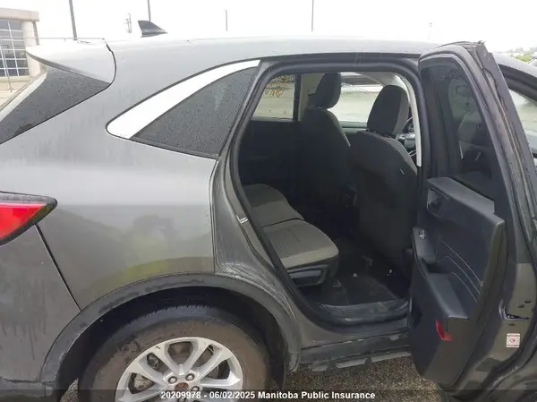 1FMCU9G69NUB80526 2022 FORD ESCAPE - Image 8