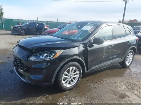 1FMCU9G6XLUA25299 2020 FORD ESCAPE - Image 2