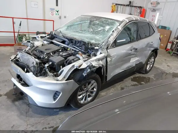 1FMCU9G6XLUB68138 2020 FORD ESCAPE - Image 2