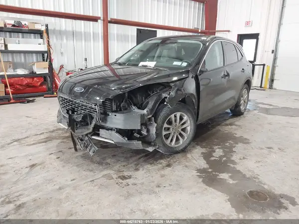 1FMCU9G6XMUA04471 2021 FORD ESCAPE - Image 2