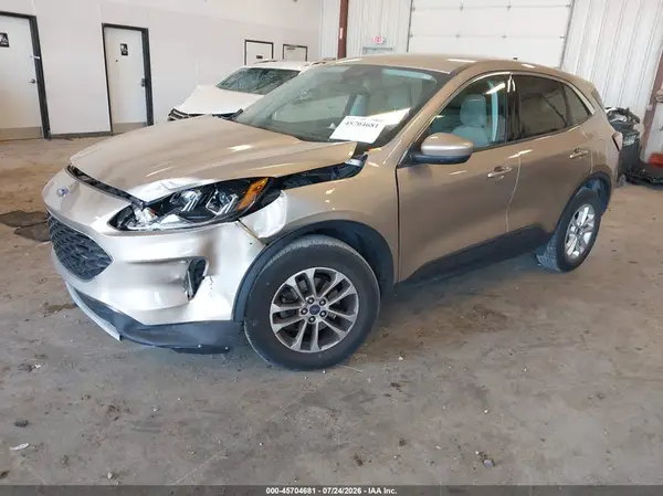 1FMCU9G6XMUA22548 2021 FORD ESCAPE - Image 2