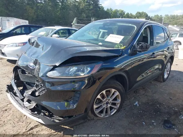 1FMCU9G6XMUA60930 2021 FORD ESCAPE - Image 2