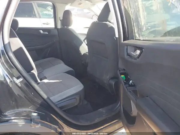 1FMCU9G6XMUA60930 2021 FORD ESCAPE - Image 8