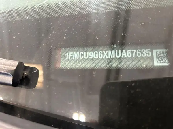1FMCU9G6XMUA67635 2021 FORD ESCAPE - Image 8