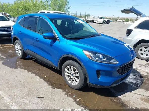 1FMCU9G6XMUA81082 2021 FORD ESCAPE - Image 1