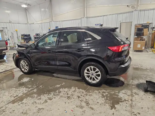 1FMCU9G6XMUB20317 2021 FORD ESCAPE - Image 2