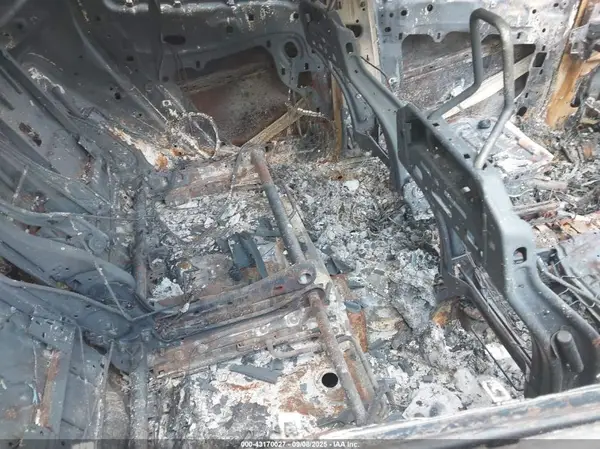 1FMCU9G6XNUA20445 2022 FORD ESCAPE - Image 8