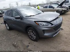 1FMCU9G6XNUA29453 2022 FORD ESCAPE