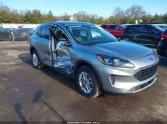 1FMCU9G6XNUA45636 2022 FORD ESCAPE
