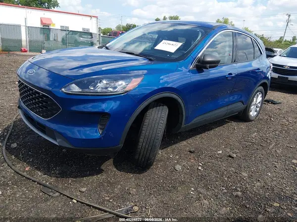 1FMCU9G6XNUA59228 2022 FORD ESCAPE - Image 2