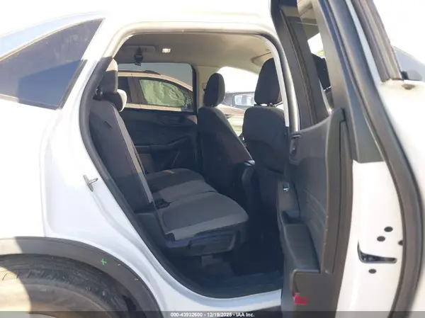 1FMCU9G6XNUA64073 2022 FORD ESCAPE - Image 8
