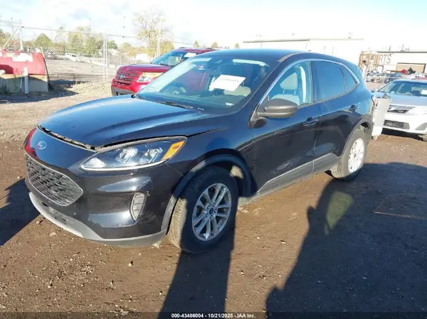 1FMCU9G6XNUA71783 2022 FORD ESCAPE - Image 2