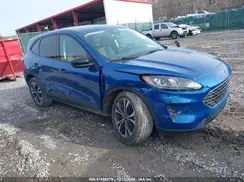 1FMCU9G6XNUA81844 2022 FORD ESCAPE