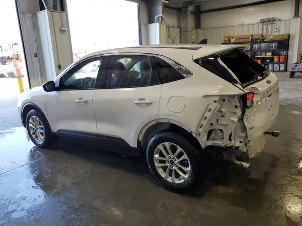 1FMCU9G6XNUA95212 2022 FORD ESCAPE - Image 2