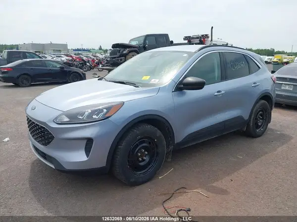 1FMCU9G6XNUA96313 2022 FORD ESCAPE - Image 2